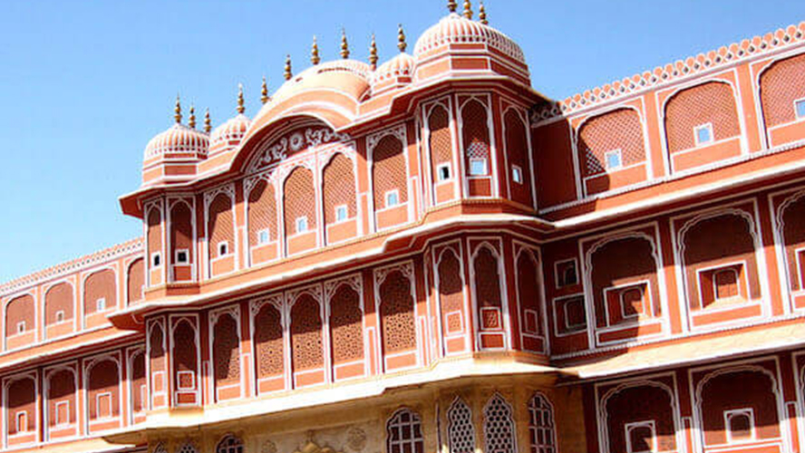 2 Joyful Days in Jaipur – Hawamahal, City Palace, Chhatris of Gaitor..