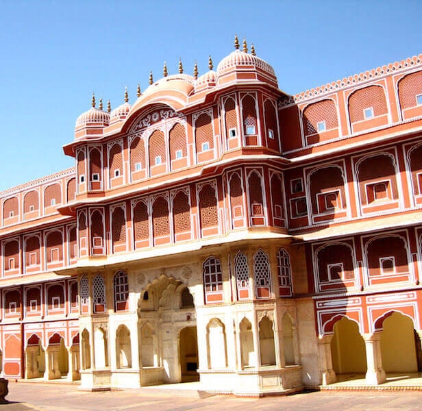 2 Joyful Days in Jaipur – Hawamahal, City Palace, Chhatris of Gaitor..