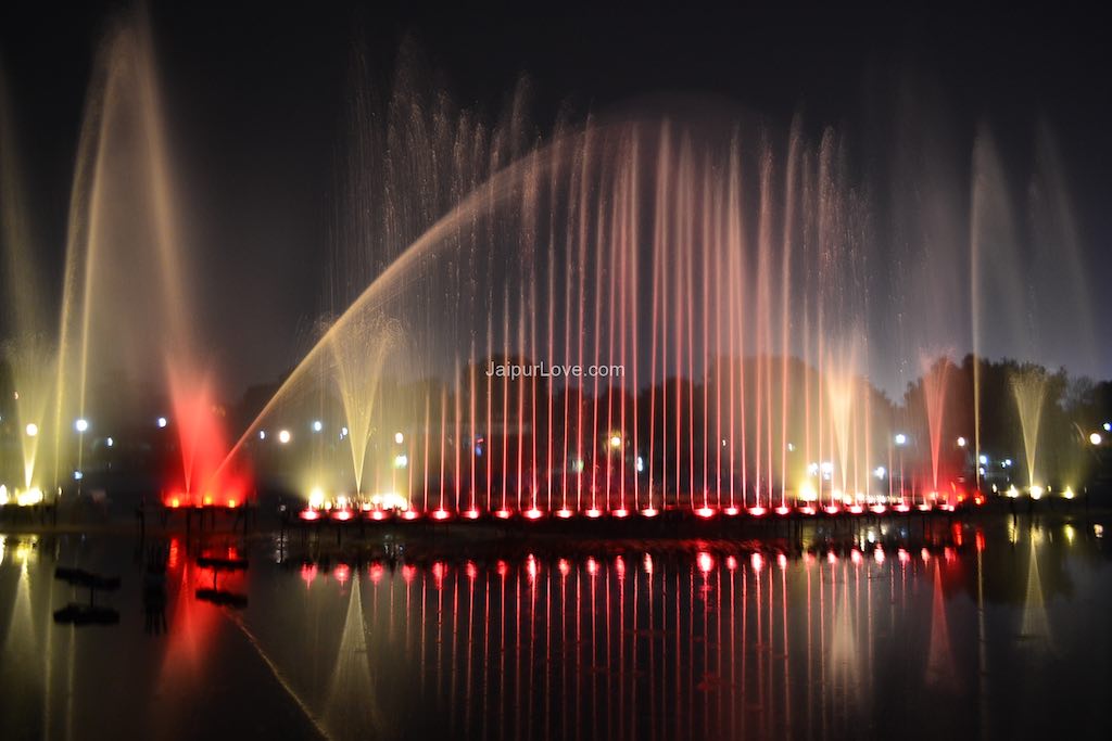 Jawahar Circle Garden (Patrika Gate) - Jaipur's Most Instagrammed Place