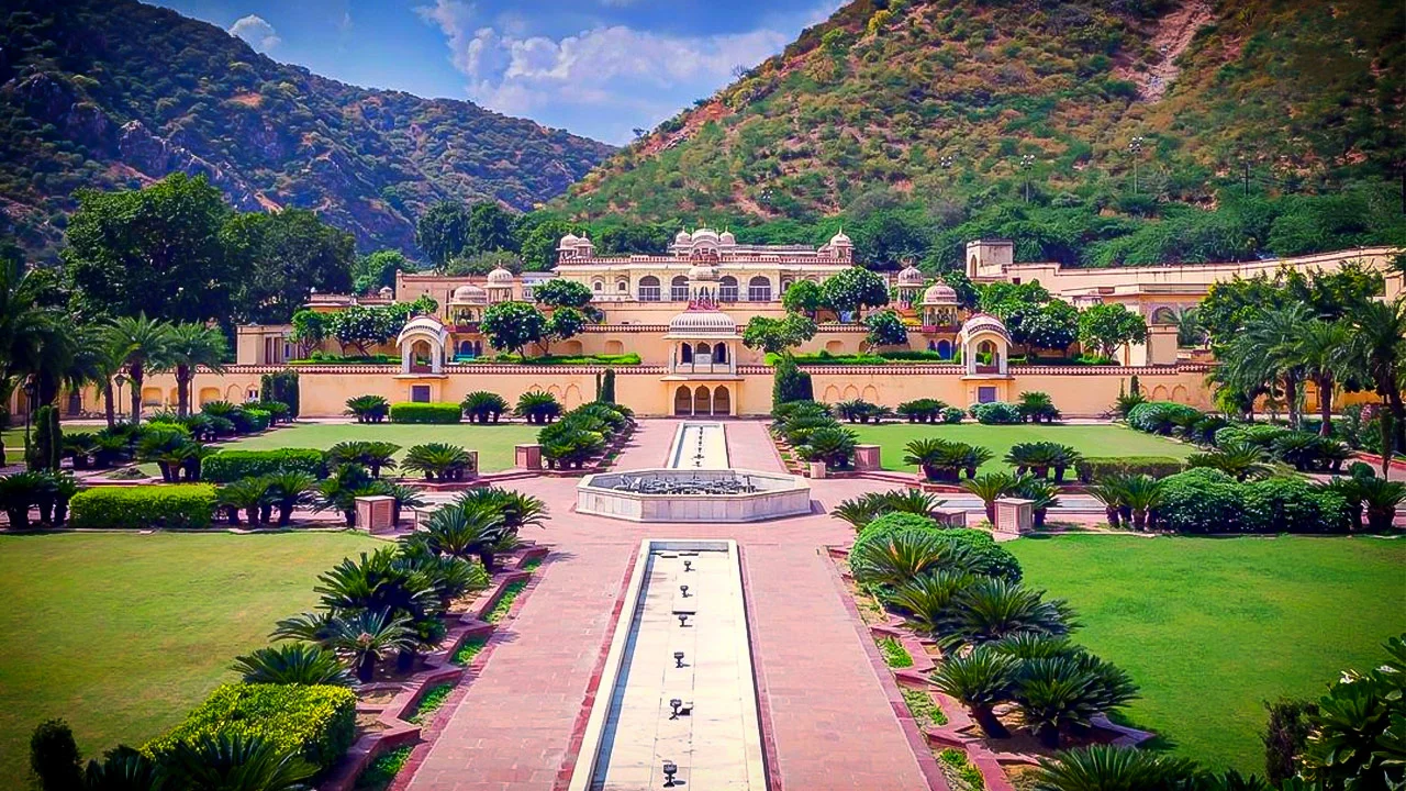 Sisodia Rani Garden Jaipur: Timing, Entry Ticket, History & Travel Info