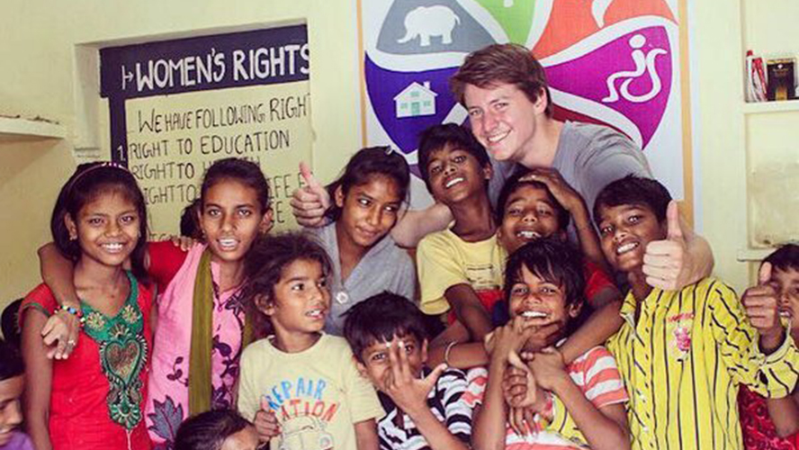 Teaching English in a Jaipur slum as a foreigner