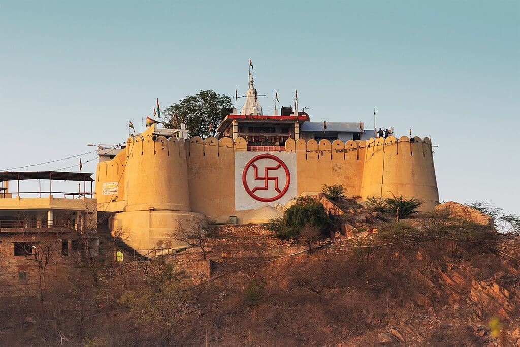 Garh Ganesh Temple Timing, Architecture, How to Reach and other info
